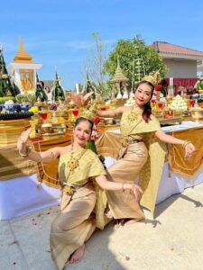 มีบริการนางรำ รับจ้างรำทุกงาน